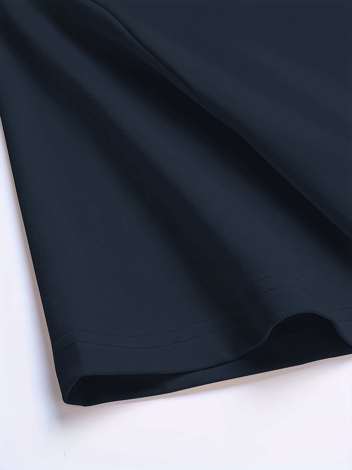 The Boston 1997 Men's Crew Neck T-Shirt, a Simple and Classic Design, a Versatile and Fashionable T-shirt