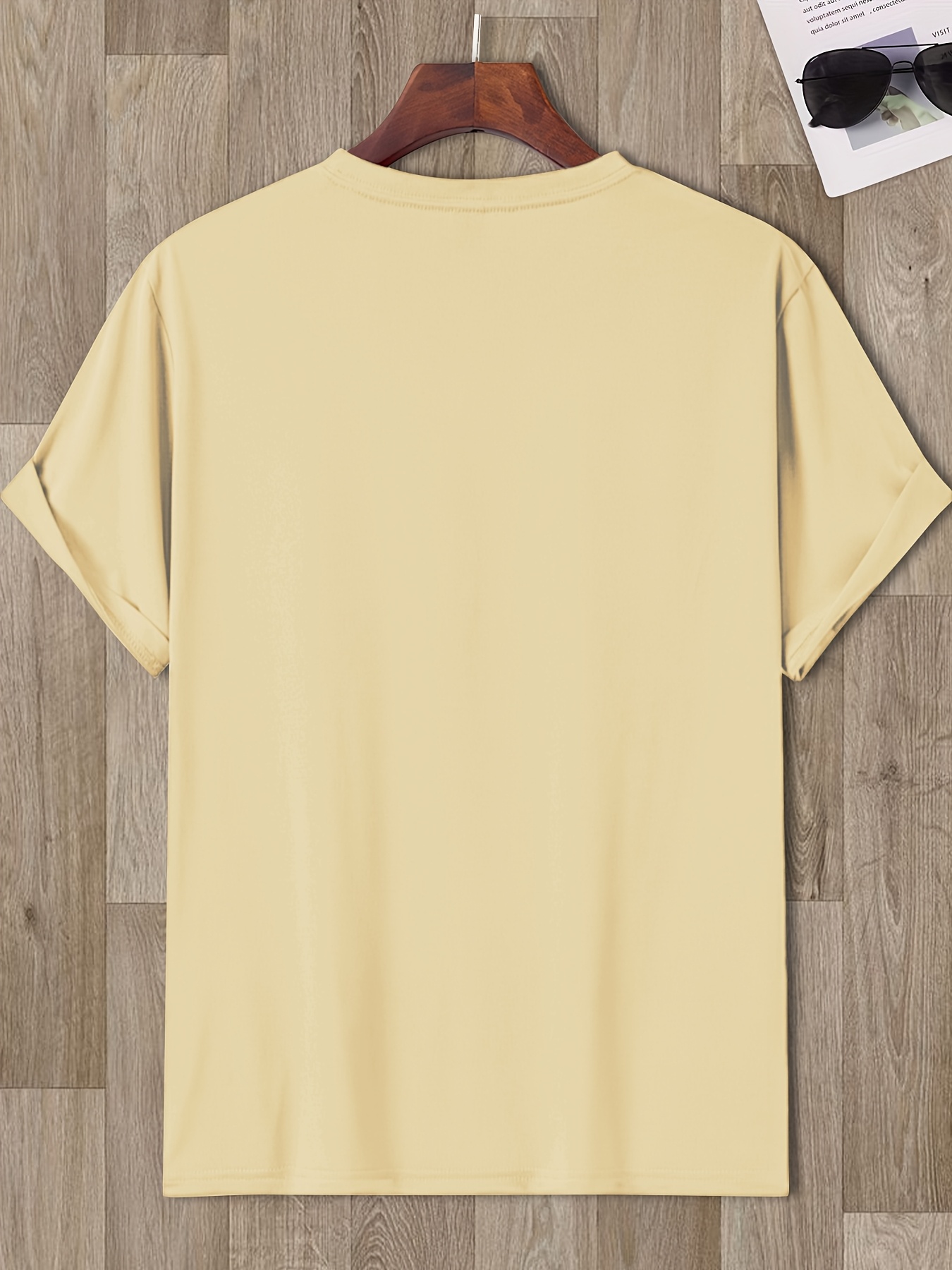 The Boston 1997 Men's Crew Neck T-Shirt, a Simple and Classic Design, a Versatile and Fashionable T-shirt