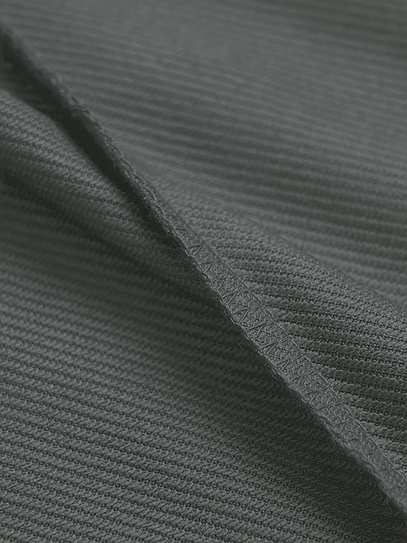 The Boston 1997 Men's Crew Neck T-Shirt, a Simple and Classic Design, a Versatile and Fashionable T-shirt