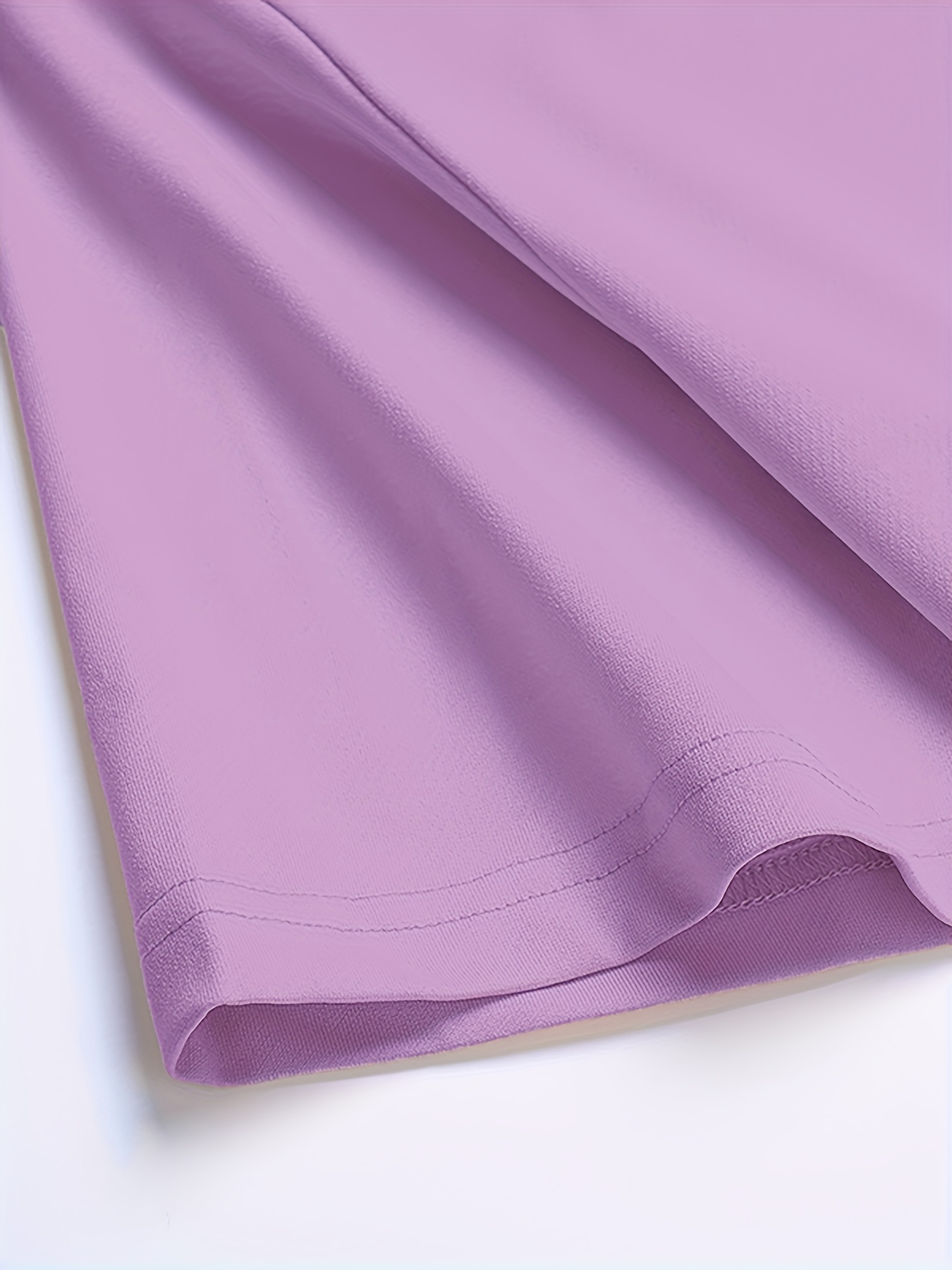 The Boston 1997 Men's Crew Neck T-Shirt, a Simple and Classic Design, a Versatile and Fashionable T-shirt