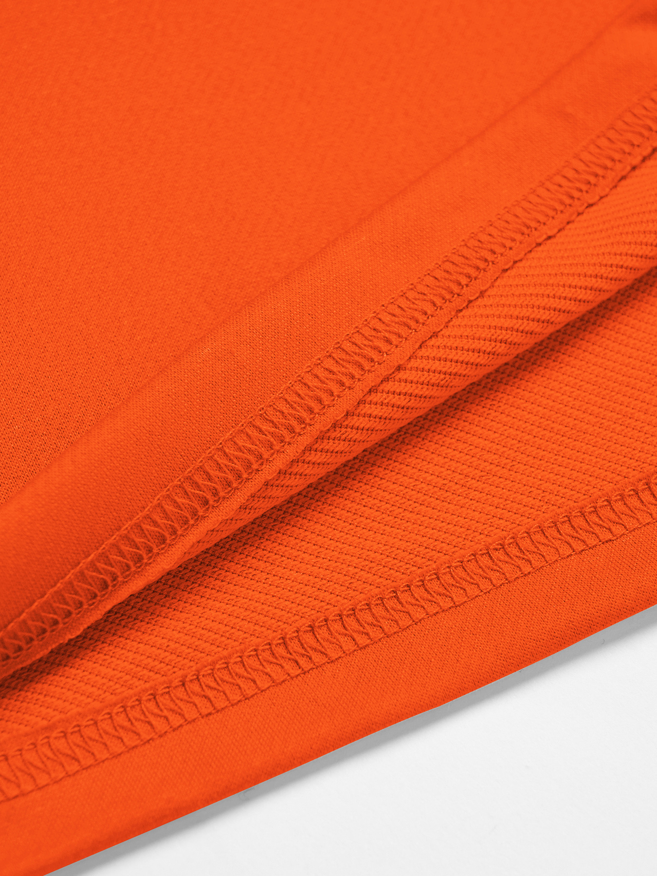 The Boston 1997 Men's Crew Neck T-Shirt, a Simple and Classic Design, a Versatile and Fashionable T-shirt