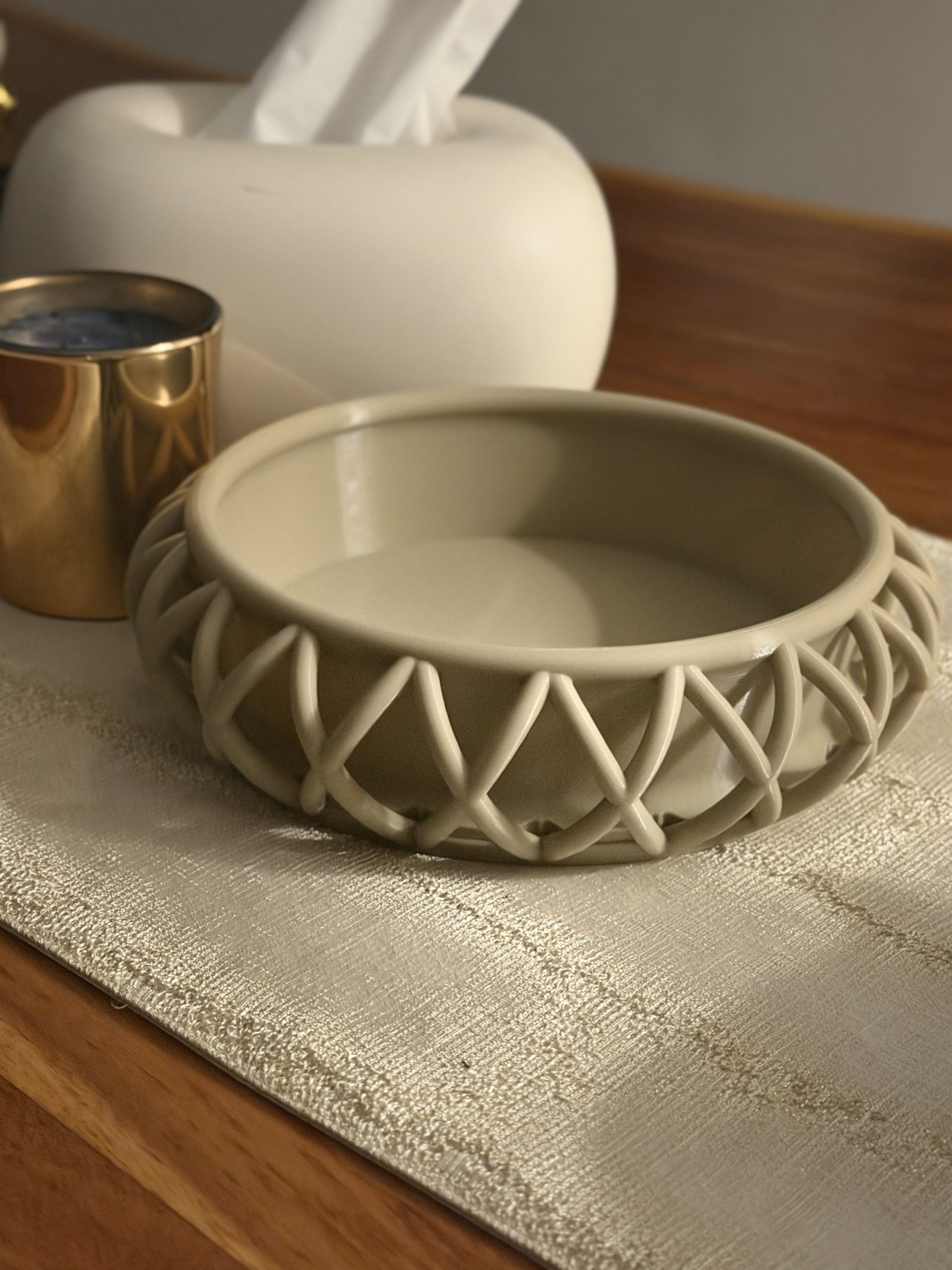 3D printed woven basket-style key tray